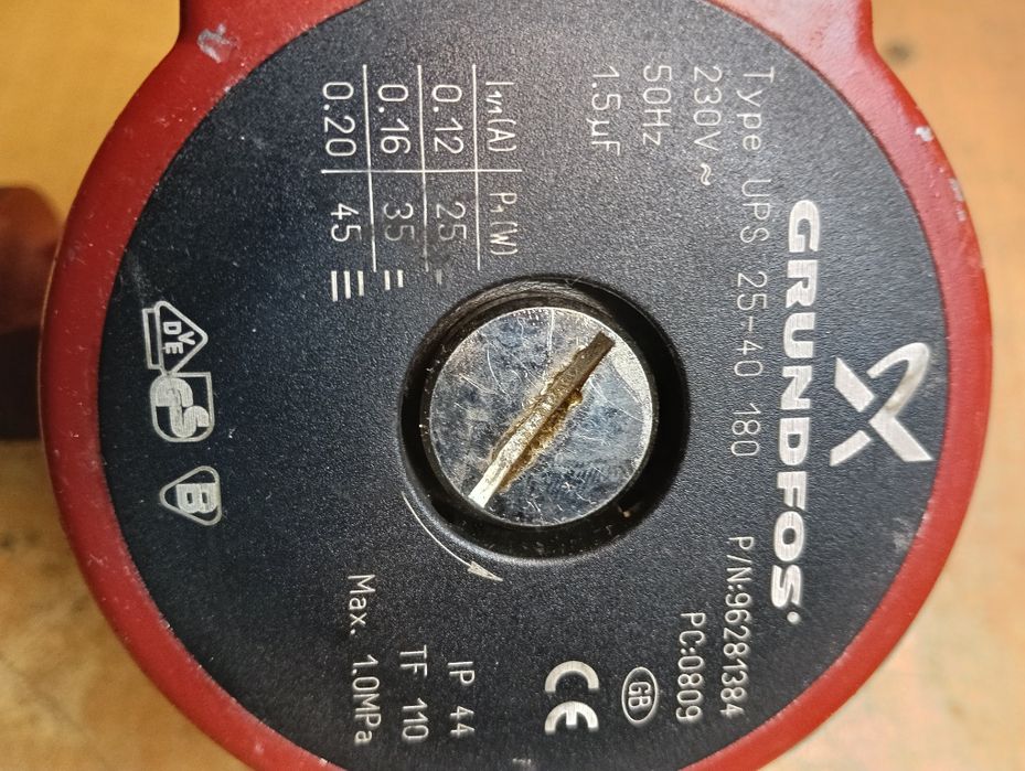Grundfos UPS 25-40. 180.