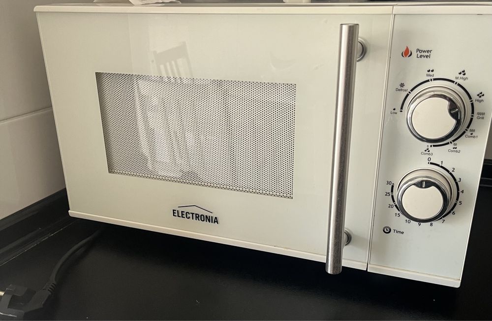 Microondas Electronia