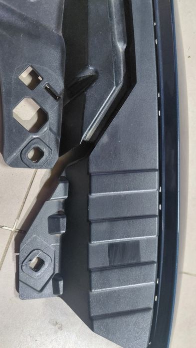 Накладка на бампер