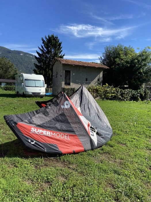 Reedin Supermodel V3 9m kite latawiec kitesurfing