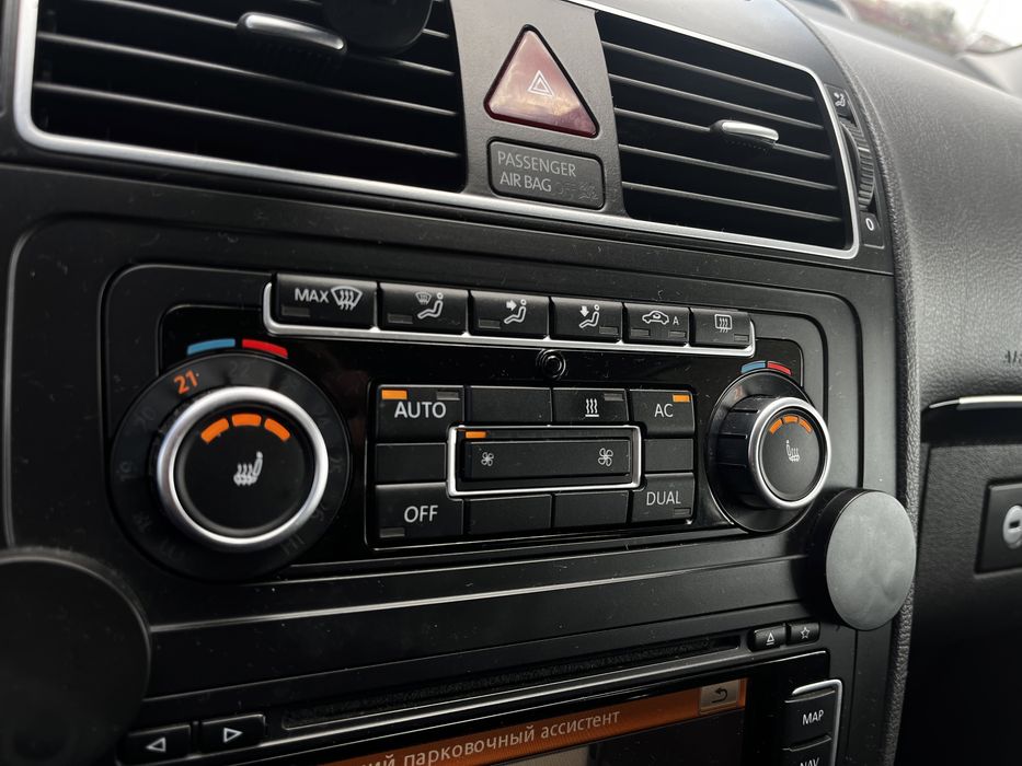 Volkswagen Touran 2.0TDI AVTOMAT