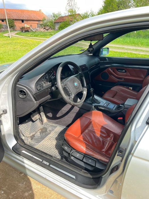 BMW E39 525D 2003 r