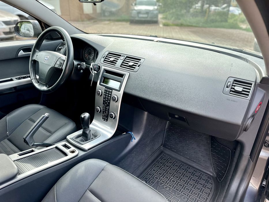 Volvo V50 2008 рік Дизельна