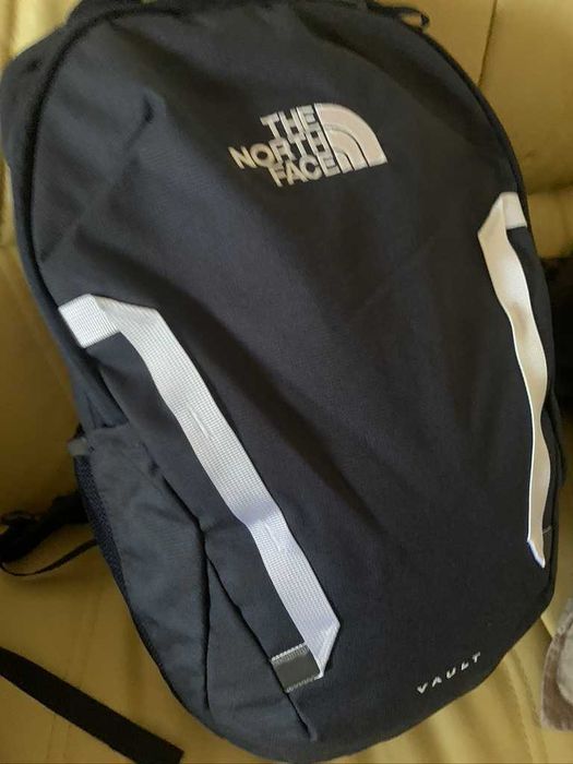 The North Face "Vault" azul escuro muito conforto, para viagens, estudos e caminhadas,  nove