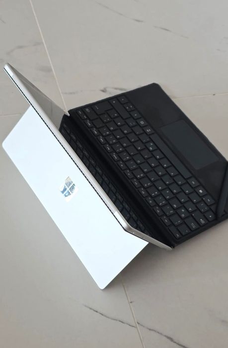 Tablet+Klawiatura+Pen Microsoft Surface Pro 8 13/i5/16GB/256GB/Win11