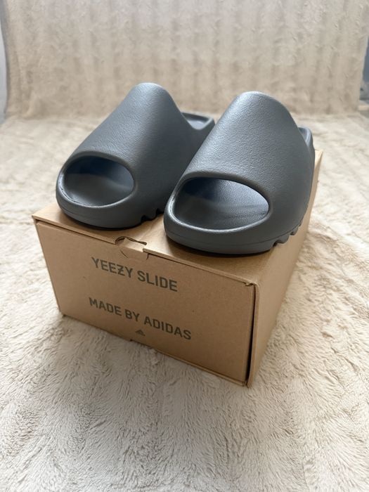 Klapki yeezy slide