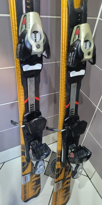 Narty Salomon scream 145 cm