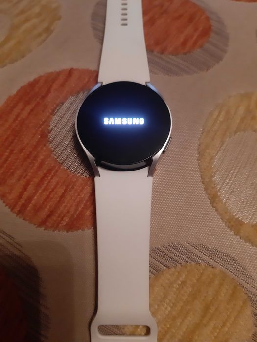 Samsung Galaxy Watch 6 40mm Silver