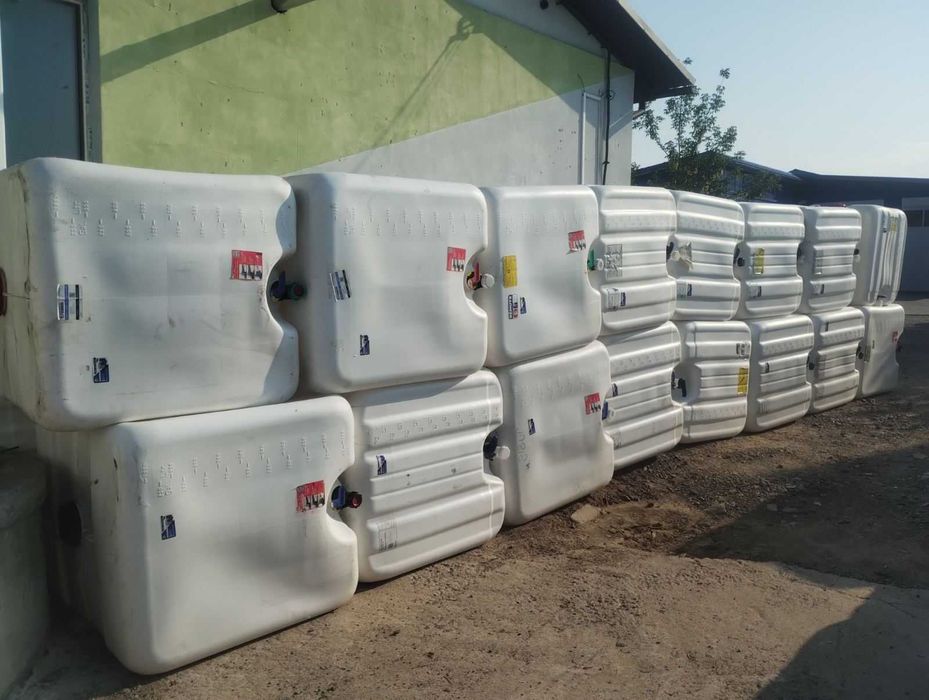 Колба, бак МАТОВА , ємність Б/В на 1000л. БЕЗ КАРКАСУ