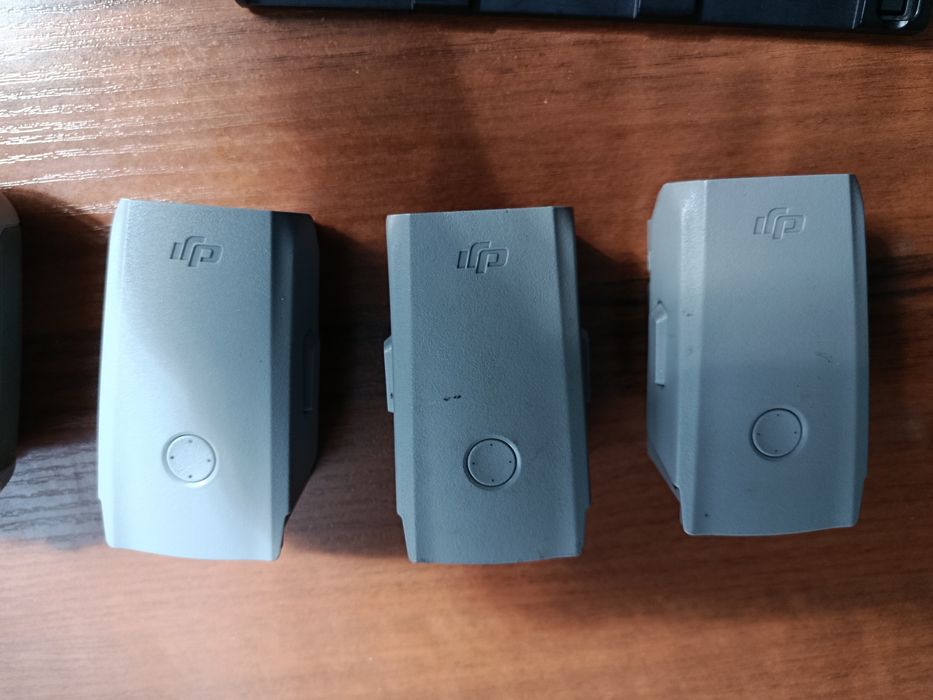 Продам дрон  DJI Mavic Air 2