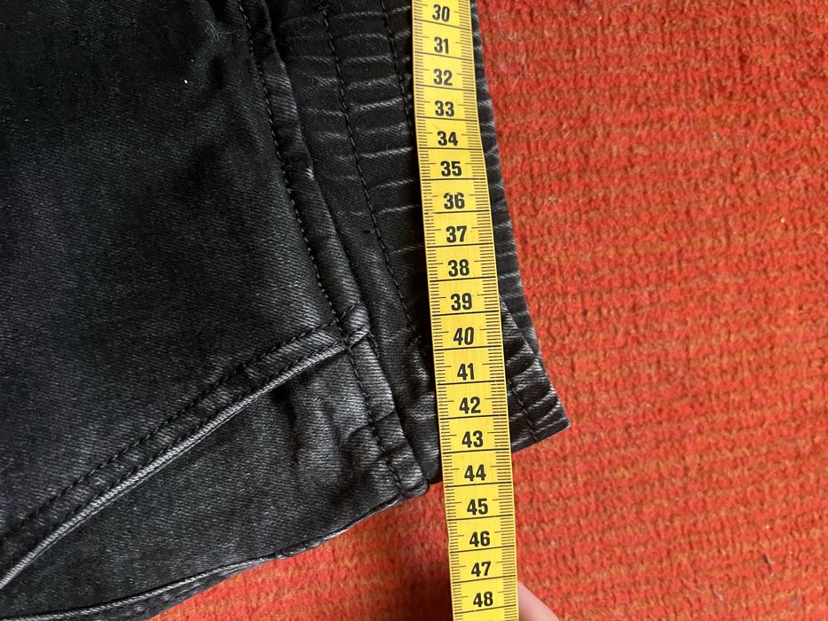 Чорні штани/джинчи