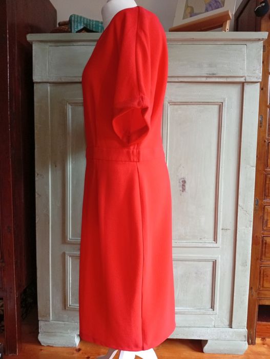 Elegancka sukienka na lato