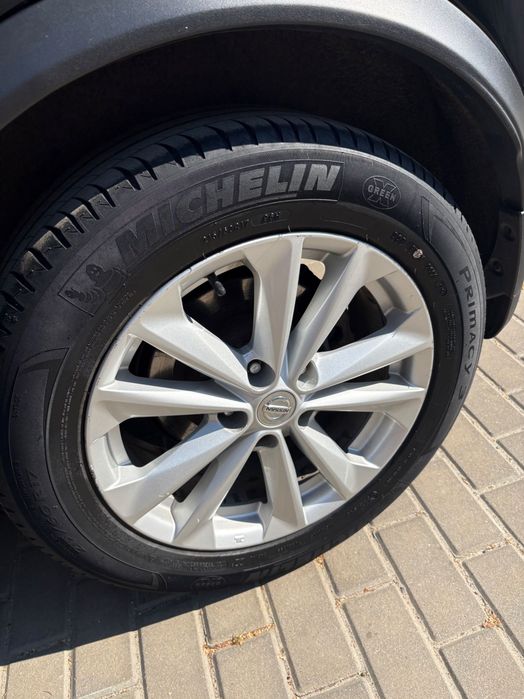 Nissan Rogue sport SV