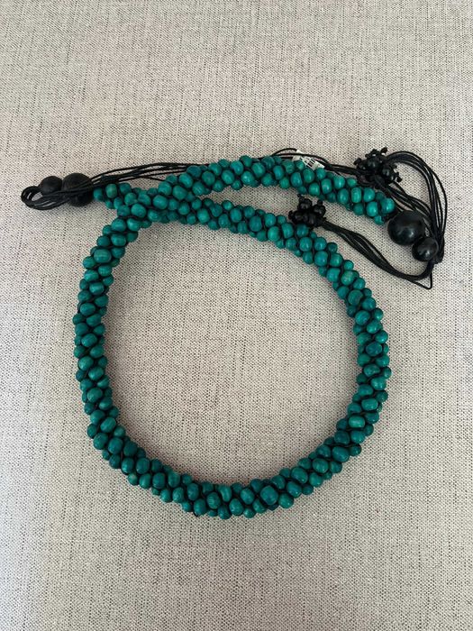 Cinto Ajustável de Missangas em Madeira | Boho Chic