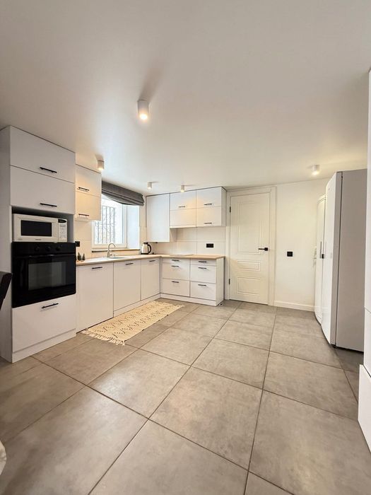 Здається 2-кімн. в новобудові