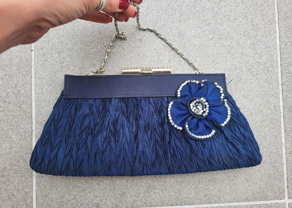 Torebka wyjściowa granatowa