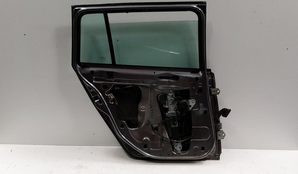 Porta trás esquerda RENAULT Megane II Break (KM0/1_)