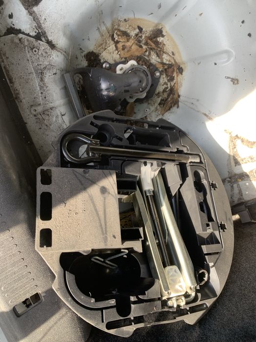 Kit pneu suplente Renault Clio III 3
