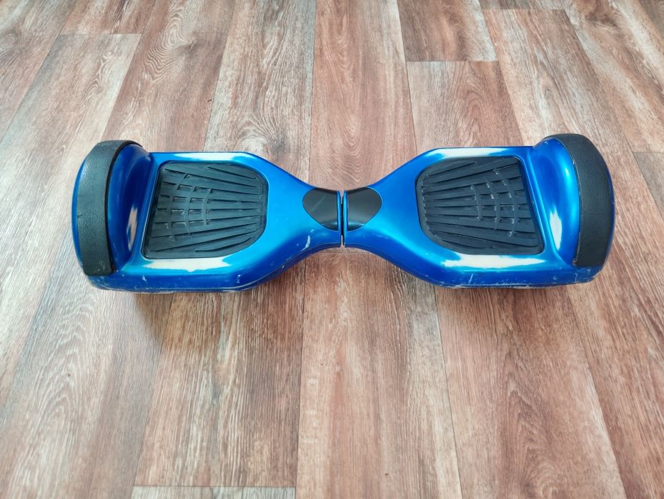 Нормальний стан  їде та тримає заряд