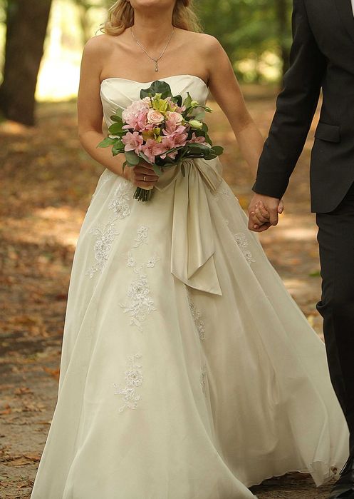 Suknia ślubna Sincerity Bridal s. 34/36