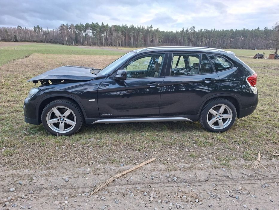 BMW X1 BMW X1 E84 xdrive uszkodzona silnik skrzynia airbag ok