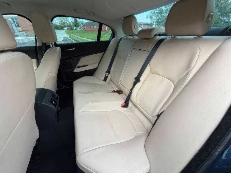 2018 Jaguar XE 25t Premium