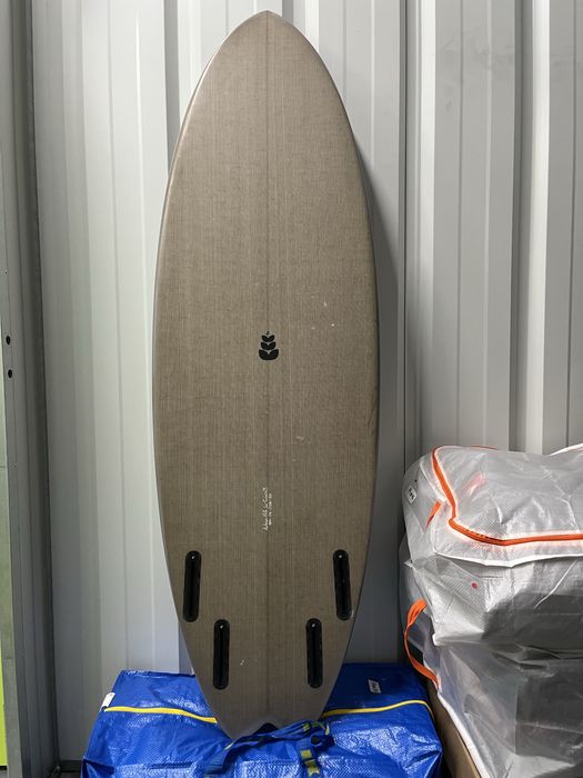 Hamandashapes 5’4 em Flax