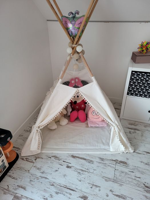 Namiot tipi + 2 poduszki