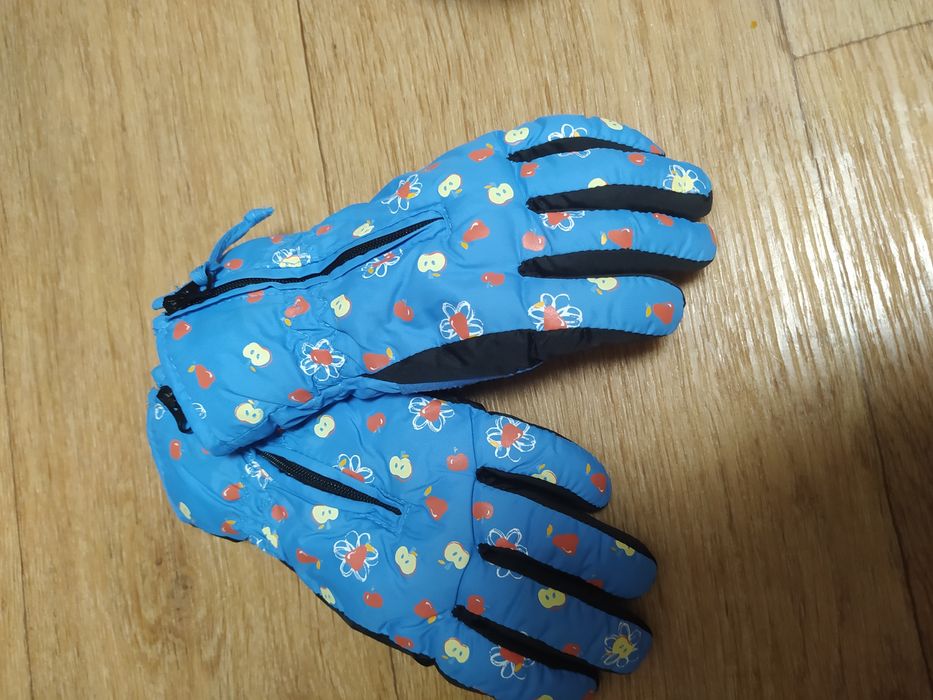 Детские перчатки