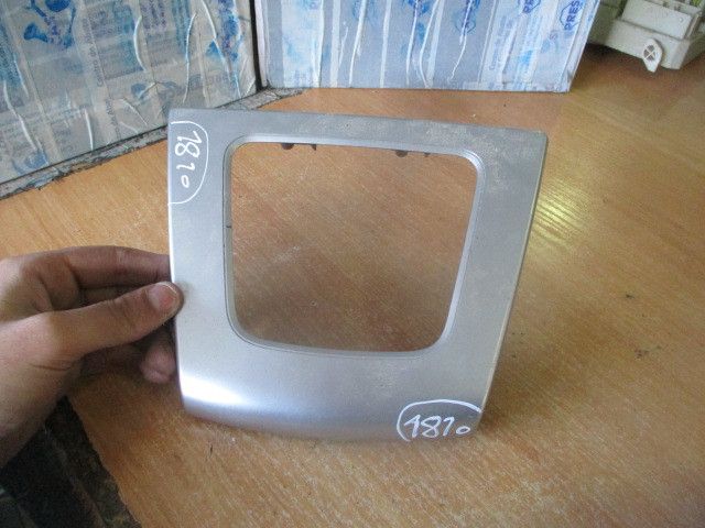 Moldura da consola central / rádio / aro MAZDA 5 (CR19)