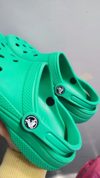 Сабо фірми Crocs, розмір 5/7