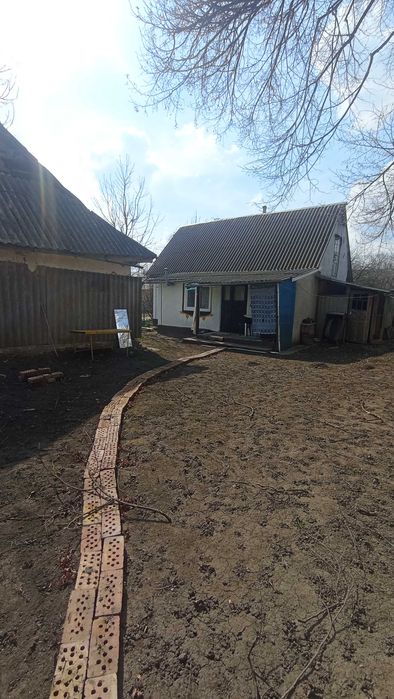 Цегляний будинок не далеко від м.Хмельницький