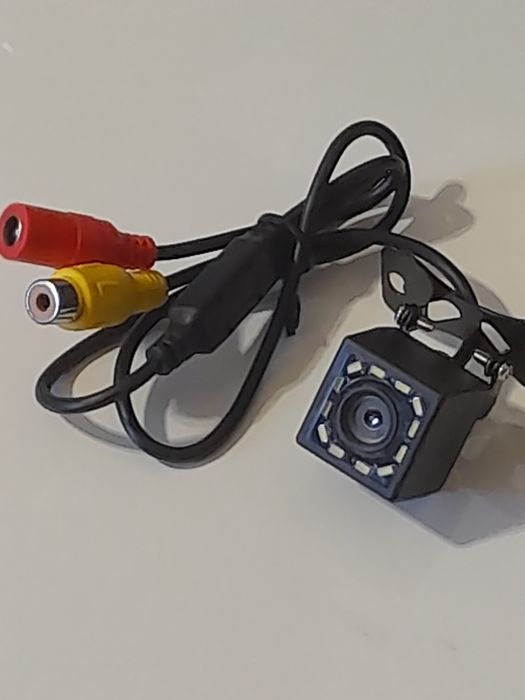Автомобильная  камера заднего вида HD 12LED с подсветкой