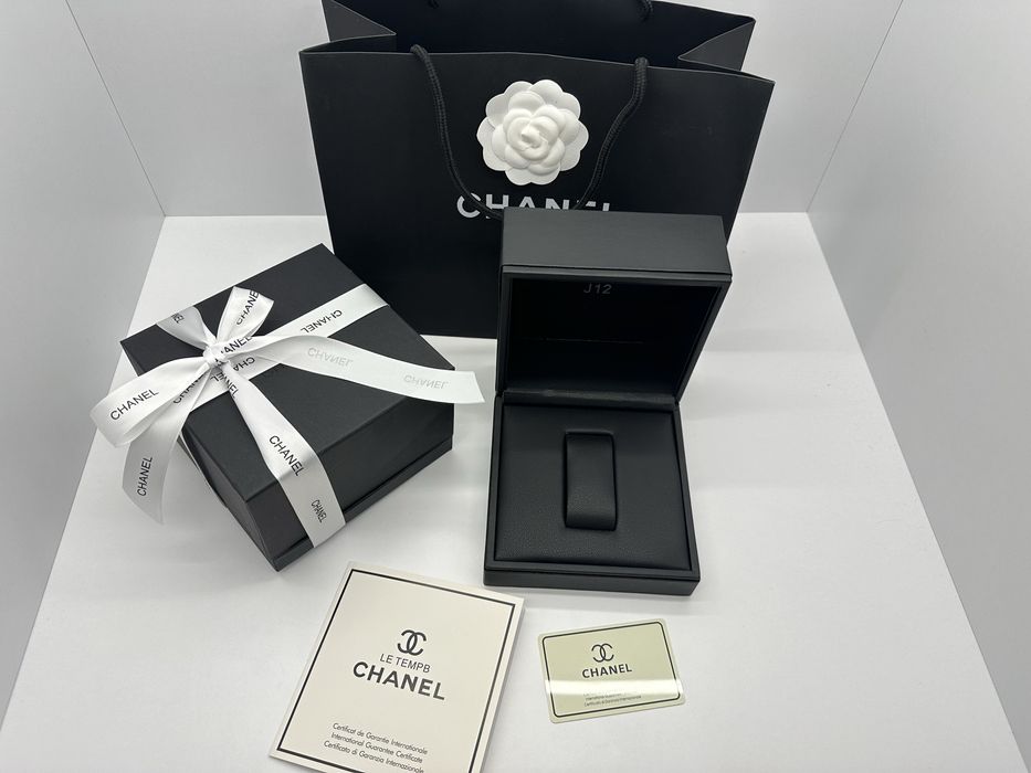 Упаковка коробок  под часы Chanel Шанель.Новая