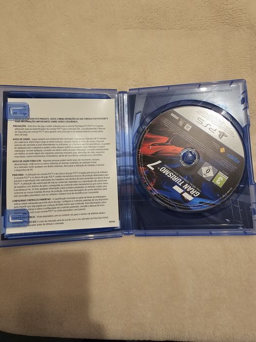 Gran turismo 7 PS5 usado 1 vez
