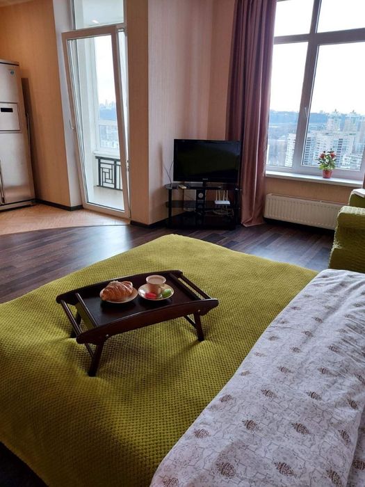 Подобово. Ліфт, Wi-fi, вода працюють без світла! Студія з неймовірним