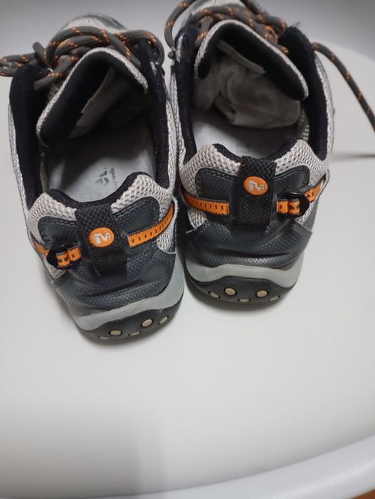 Merrel 40 em bom estado