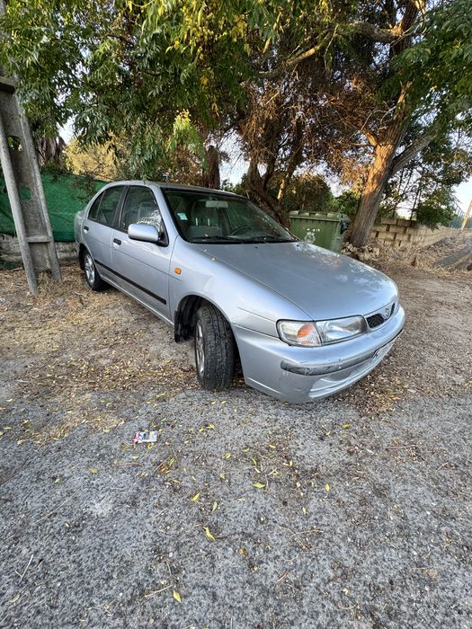 Nissan Almera 1998