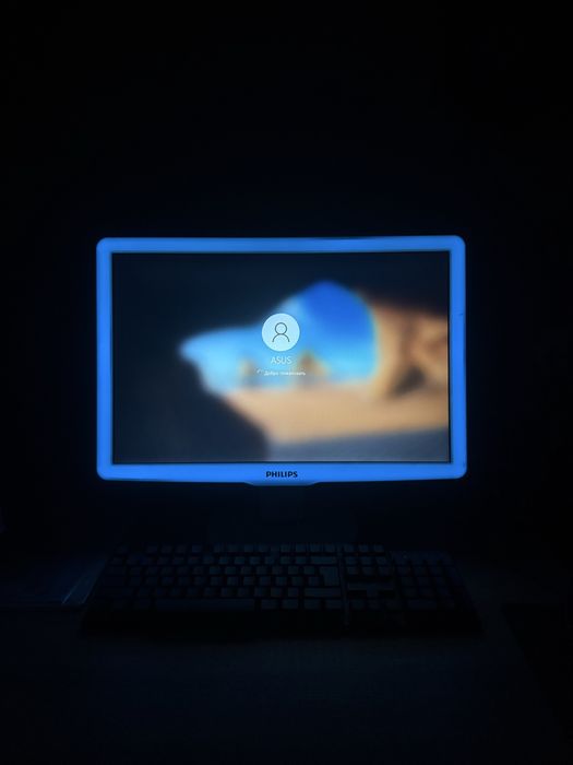 Монітор екран Philips 220X1 компютер