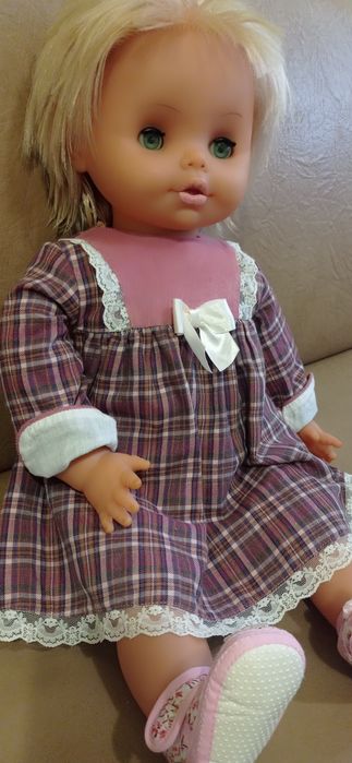 Велика лялька з СССР.