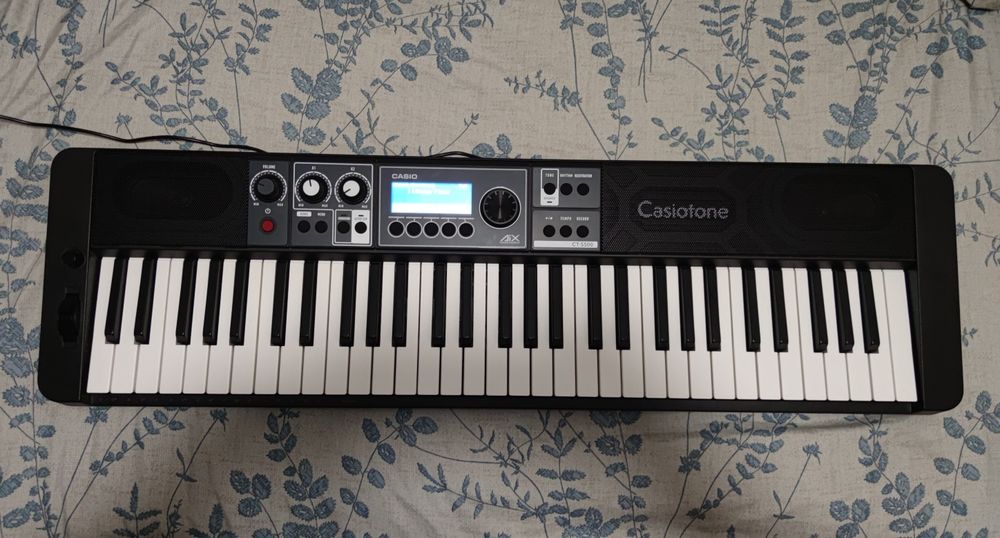 Casiotone CT-S500, идеальный, полный комплект + Bluetooth