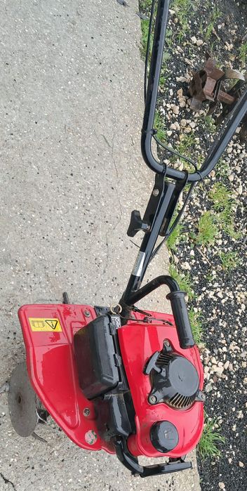 Motoenxada sachadeira honda FG205 usada