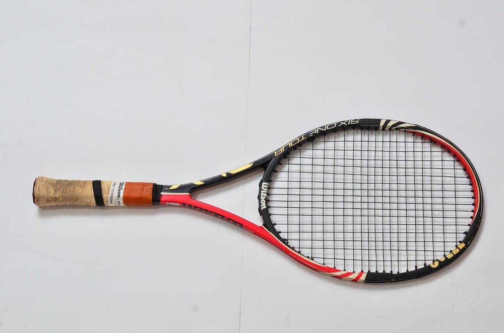Теннисная ракетка Wilson BLX Six.One Tour 90 и Wilson Hyper Hammer 26