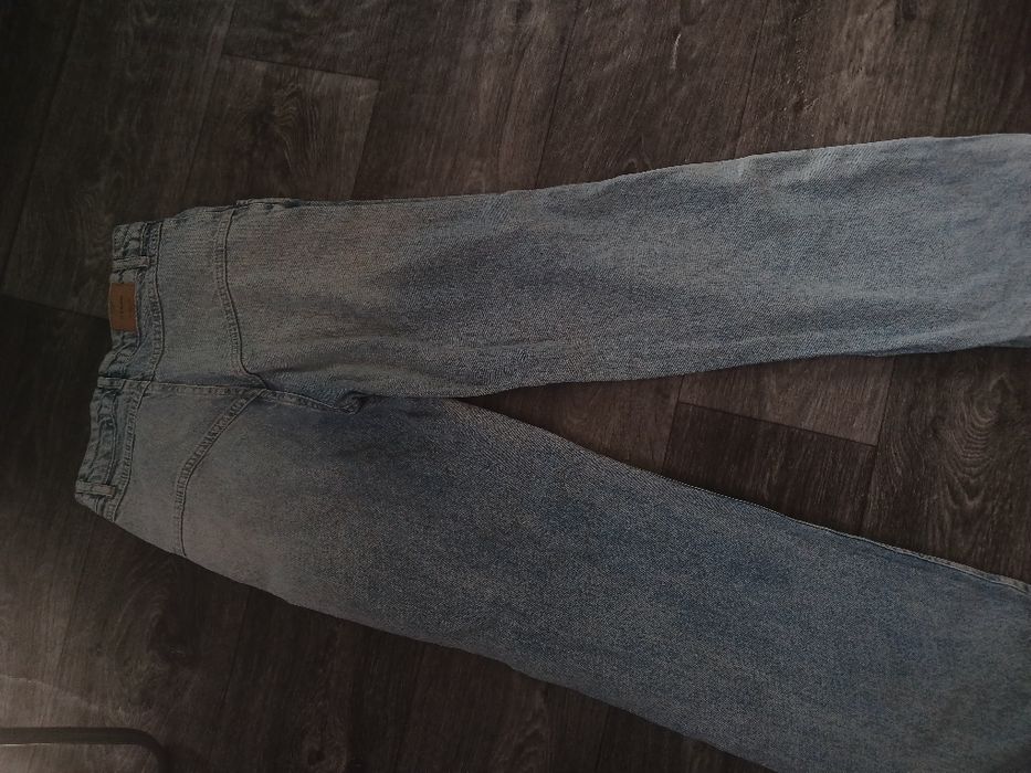 Блакитні джинси з кокеткою