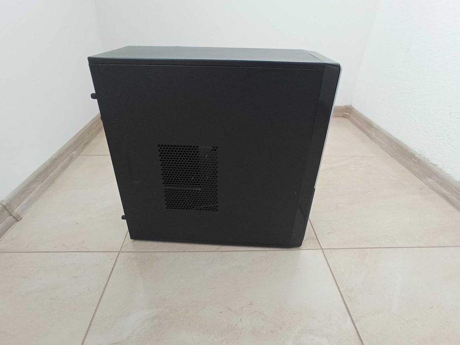Корпус для ПК ATX Delux