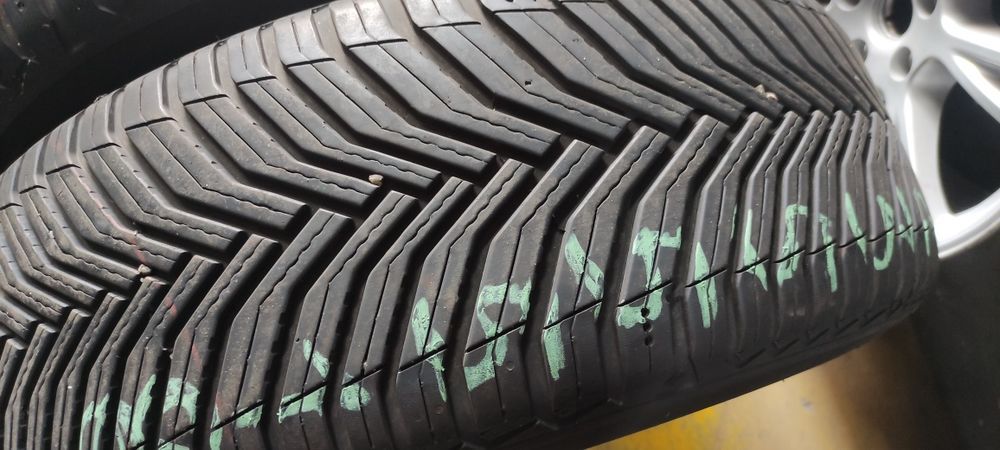 Pneus 235/55/18 Michelin