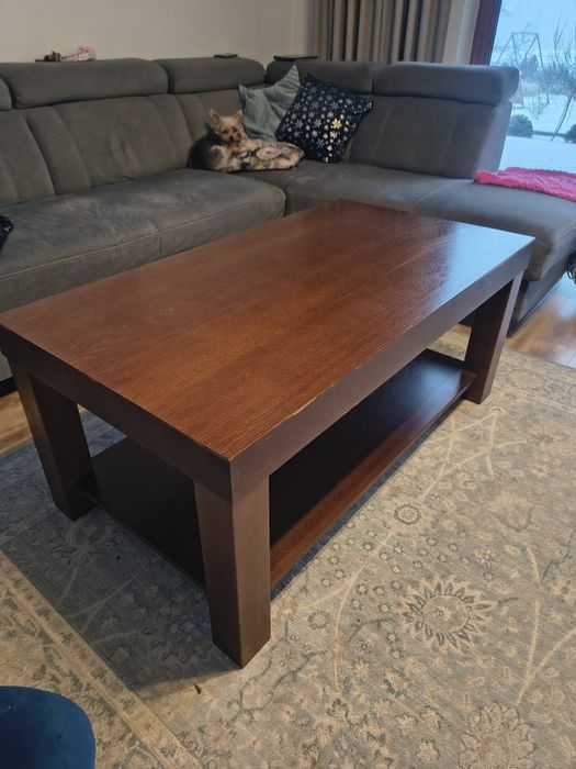 Stolik kawowy z półką