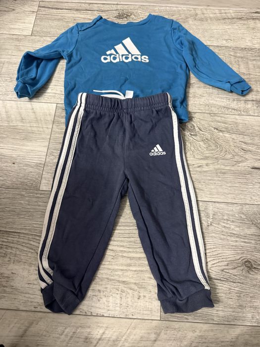 Оригінальний костюм adidas