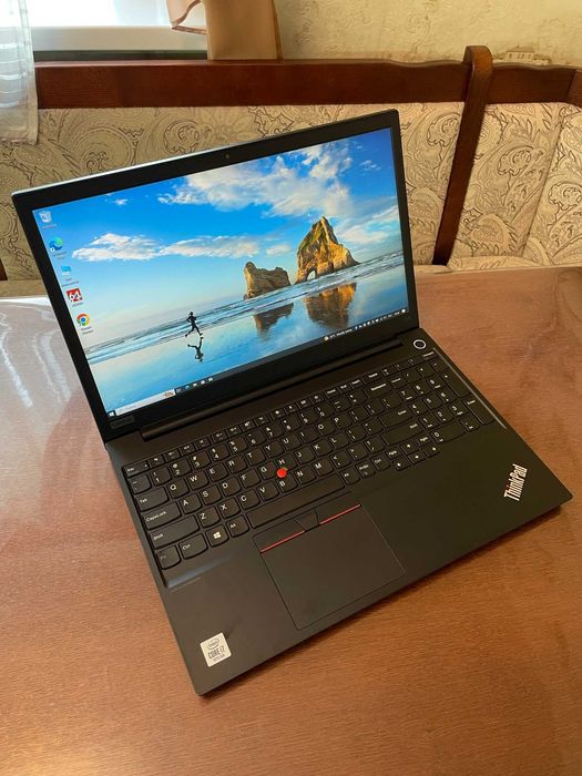 Ноутбук 15" FHD Lenovo Thinkpad E15 (i7-10510U/16/SSD256/Intel 10gen)