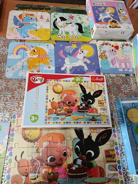 Zestaw puzzli 10szt. Peppa, koci domek, kraina lodu, stitch 3+